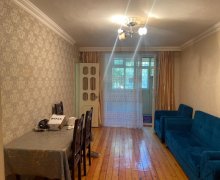 Satılır Köhnə Tikili Elmlər akademiyası m., Yasamal r.