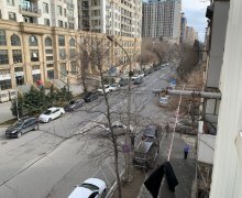 Satılır Köhnə Tikili Elmlər akademiyası m., Yasamal r.