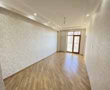 Satılır Yeni Tikili Yeni Günəşli qəs., Suraxanı r.