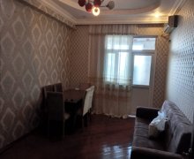 Satılır Yeni Tikili Qaraçuxur qəs., Suraxanı r.