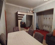 Satılır Köhnə Tikili Qaraçuxur qəs., Suraxanı r.