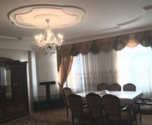 Kirayə (aylıq) Yeni Tikili Neftçilər m., 8-ci kilometr, Nizami r. Kirayə (aylıq) Yeni Tikili Neftçilər m., 8-ci kilometr, Nizami r.