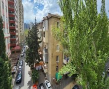 Satılır Köhnə Tikili Nizami m., Nəsimi r.