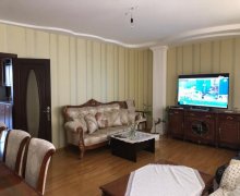 Satılır Köhnə Tikili Elmlər akademiyası m., Yasamal r.