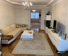 Satılır Köhnə Tikili Sahil m., Səbail r.