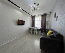 Satılır Yeni Tikili Qaraçuxur qəs., Suraxanı r.