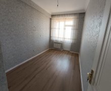 Satılır Yeni Tikili Saray, Abşeron r.