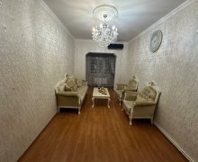 Satılır Köhnə Tikili Azadlıq m., 8-ci mikrorayon, Binəqədi r.