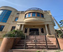 28 mayda aylıq kiraye heyet evleri/villa 28 May m., Nəsimi r.