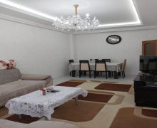 Satılır Yeni Tikili İnşaatçılar m., Yeni Yasamal qəs., Yasamal r.