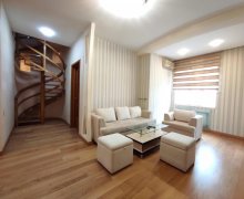 Kirayə (aylıq) Yeni Tikili 28 May m., Nərimanov r. Kirayə (aylıq) Yeni Tikili 28 May m., Nərimanov r.