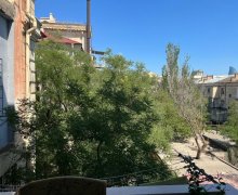 Satılır Köhnə Tikili Elmlər akademiyası m., Yasamal r.