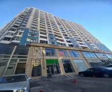 Satılır Yeni Tikili 8-ci mikrorayon, Binəqədi r.