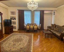 Satılır Yeni Tikili 28 May m., Nəsimi r.