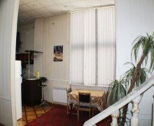 Satılır Köhnə Tikili Sahil m., Azərbaycan kinoteatrı, Səbail r.