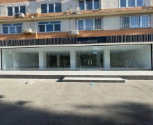 Satılır Obyekt Azadlıq m., 8-ci mikrorayon, Binəqədi r.