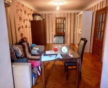 Satılır Köhnə Tikili Elmlər akademiyası m., Yasamal r.