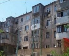 Satılır Köhnə Tikili Elmlər akademiyası m., Yasamal r.