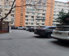 Satılır Köhnə Tikili Memar Əcəmi m., 9-cu mikrorayon, Binəqədi r.