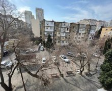 Satılır Köhnə Tikili Elmlər akademiyası m., Yasamal r.