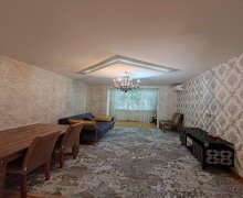 Satılır Köhnə Tikili Elmlər akademiyası m., Yasamal r.