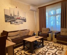 Satılır Köhnə Tikili Qara Qarayev m., Nizami r.