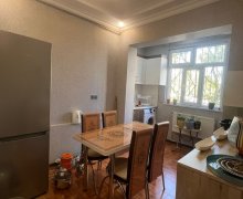 Satılır Köhnə Tikili 9-cu mikrorayon, Binəqədi r.