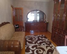 Satılır Köhnə Tikili 9-cu mikrorayon, Binəqədi r.