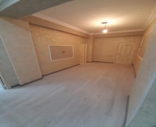 Satılır Yeni Tikili Xırdalan ş.