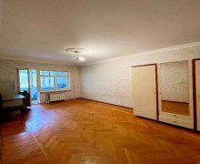 Satılır Köhnə Tikili Azadlıq m., 8-ci mikrorayon, Binəqədi r. Satılır Köhnə Tikili Azadlıq m., 8-ci mikrorayon, Binəqədi r.