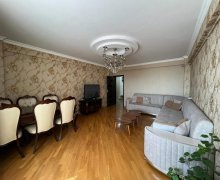 Satılır Yeni Tikili İnşaatçılar m., Yeni Yasamal qəs., Yasamal r.