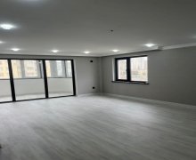 Satılır Yeni Tikili İnşaatçılar m., Yeni Yasamal qəs., Yasamal r.