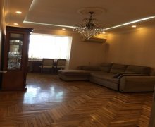 Satılır Köhnə Tikili Gənclik m., Montin qəs., Nərimanov r.