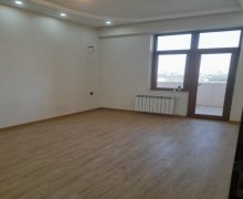 7-ci mkr-da satılan evlər Azadlıq m., 7-ci mikrorayon, Binəqədi r.