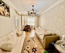Satılır Köhnə Tikili Azadlıq m., 7-ci mikrorayon, Binəqədi r. Satılır Köhnə Tikili Azadlıq m., 7-ci mikrorayon, Binəqədi r.