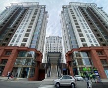 Satılır Yeni Tikili Elmlər akademiyası m., Yasamal r.