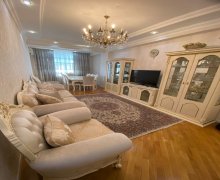 Satılır Yeni Tikili Elmlər akademiyası m., Yasamal r.