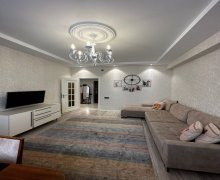 Satılır Yeni Tikili İnşaatçılar m., Yeni Yasamal qəs., Yasamal r.