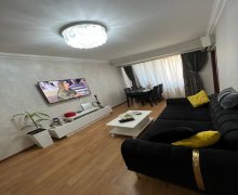 Satılır Yeni Tikili Bakıxanov qəs., Sabunçu r.