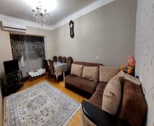 Satılır Köhnə Tikili Əhmədli m., Əhmədli, Xətai r.