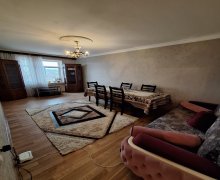 Satılır Köhnə Tikili Bakıxanov qəs., Sabunçu r. Satılır Köhnə Tikili Bakıxanov qəs., Sabunçu r.