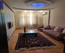 Satılır Yeni Tikili Elmlər akademiyası m., Yasamal qəs., Yasamal r.