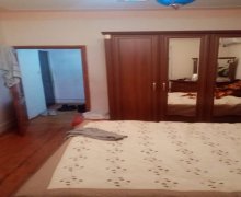 Satılır Köhnə Tikili Azadlıq m., 7-ci mikrorayon, Binəqədi r.