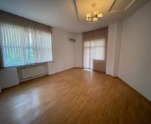 Kirayə (aylıq) Yeni Tikili 28 May m., Nəsimi r.