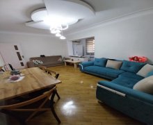 Satılır Köhnə Tikili Azadlıq m., 9-cu mikrorayon, Binəqədi r.