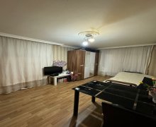 Satılır Köhnə Tikili Elmlər akademiyası m., Yasamal r.