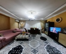 Satılır Yeni Tikili Xalqlar dostluğu m., 8-ci kilometr, Nizami r.