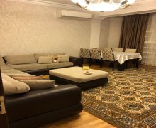 Satılır Yeni Tikili Elmlər akademiyası m., Yasamal qəs., Yasamal r.