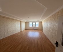 Satılır Yeni Tikili İnşaatçılar m., Yeni Yasamal qəs., Yasamal r.