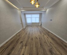 Satılır Yeni Tikili Xırdalan ş.